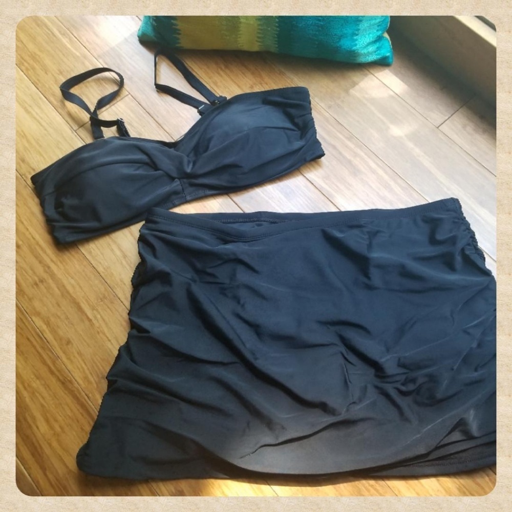 Retro Style Skirted Bikini!. - Picture 4 of 5